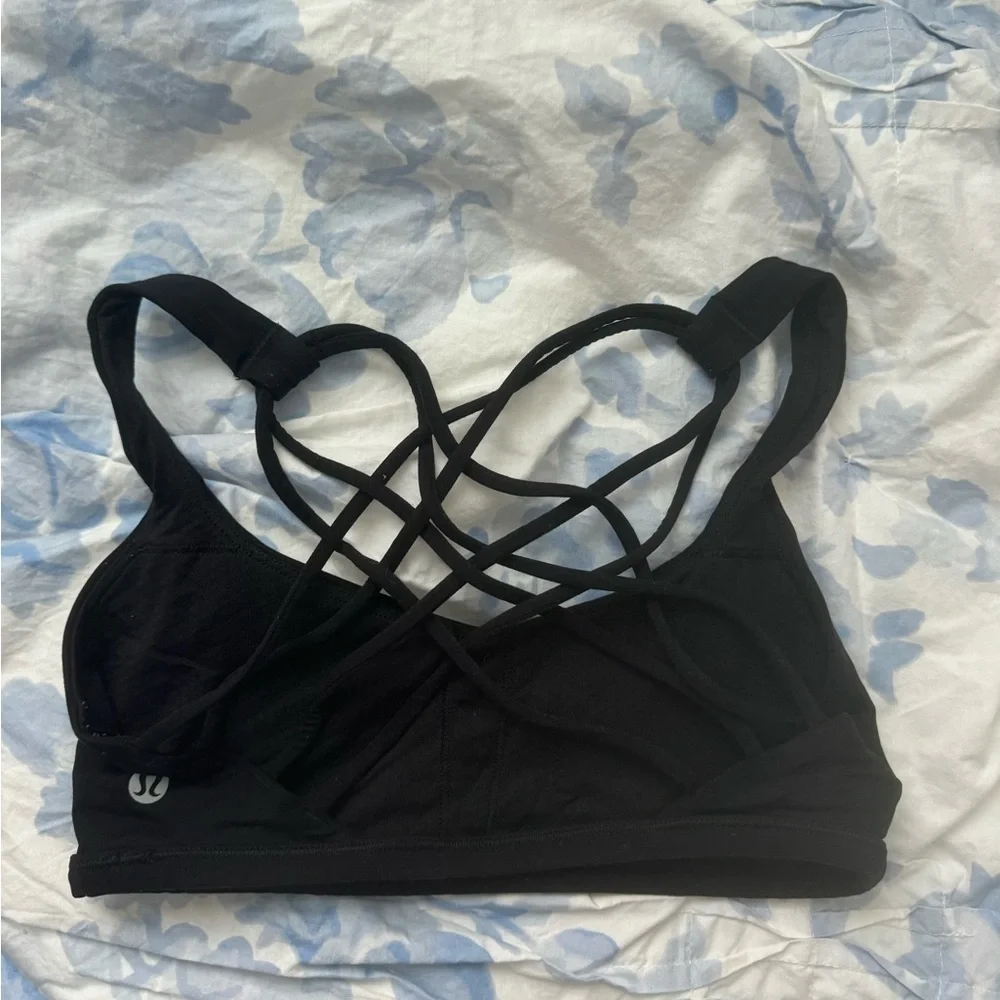 lulu lemon black free to be bra - Picture 2 of 4